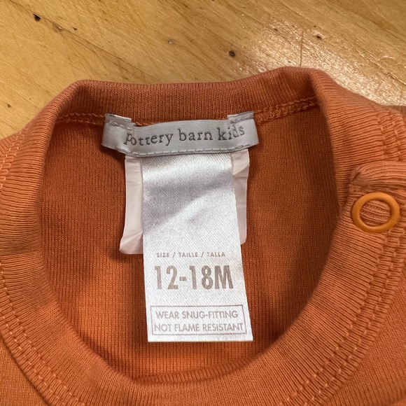 NWT Pottery Barn Halloween Pumpkin Onesie & Hat - 12-18 month - Picture 5 of 8